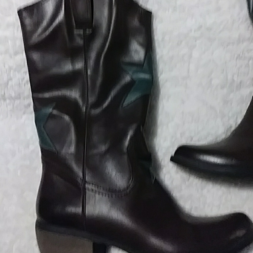 Leather boots